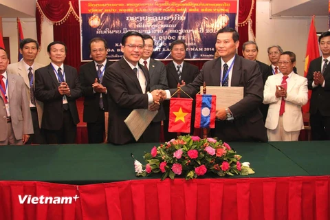 Việt Nam-Lào quyết bảo vệ đường biên giới hòa bình, hữu nghị 