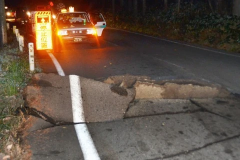 Nhật Bản: Hàng chục dư chấn sau động đất, 22 người bị thương