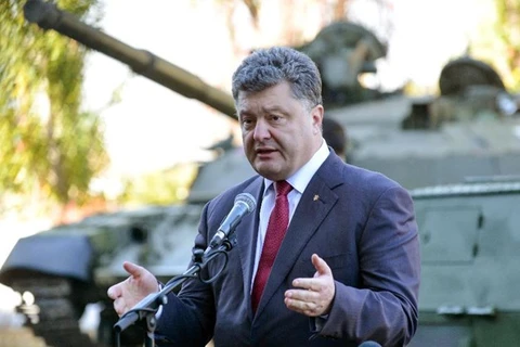 Tổng thống Ukraine Poroshenko khẳng định quyết tâm gia nhập NATO