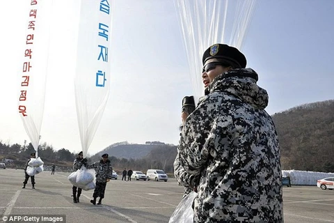 Triều Tiên dọa "hủy diệt" nếu Hàn Quốc không chặn truyền đơn