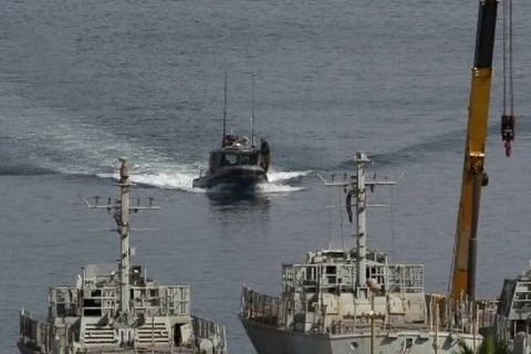 Hải quân Israel nổ súng vào các thuyền đánh cá của Palestine 