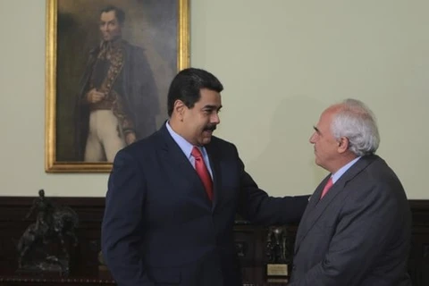 Liên minh các nước Nam Mỹ ủng hộ đối thoại hòa bình ở Venezuela 