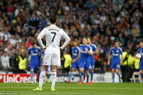 Real Madrid khủng hoảng: Vẫn không thể thiếu Cristiano Ronaldo