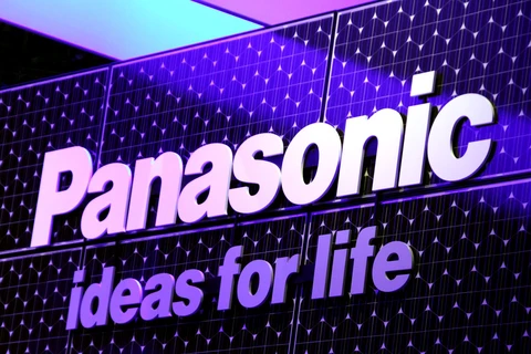 Panasonic thâu tóm một công ty truyền thông vệ tinh của Mỹ
