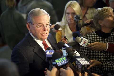 Mỹ xét xử Thượng nghị sỹ Dân chủ bang New Jersey tội tham nhũng