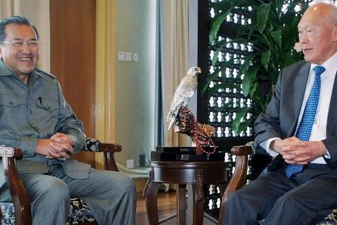 Cựu Thủ tướng Malaysia chia sẻ cảm xúc về ông Lý Quang Diệu