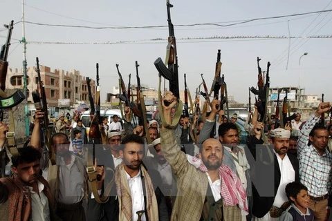 Mỹ cáo buộc Iran cấp tên lửa đất đối không cho phiến quân Houthi 