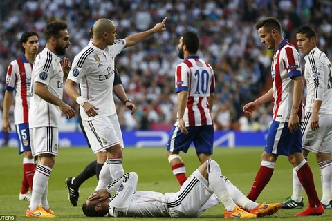 Real Madrid hạ Atletico: Bóng đá đã thắng trong một cuộc chiến