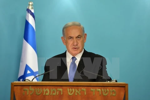 Thủ tướng Israel Netanyahu ký thỏa thuận liên minh với hai đảng