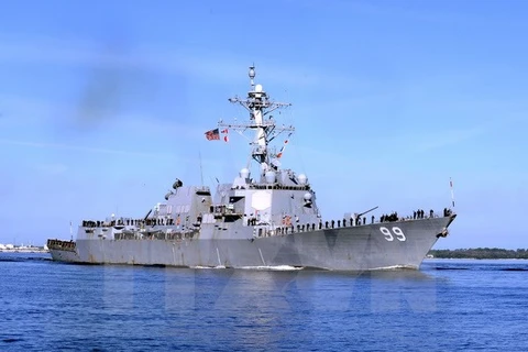 Hải quân Mỹ ngừng hộ tống tàu thuyền đi qua Eo biển Hormuz 