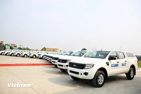 Công ty Ford Việt Nam bàn giao 75 xe Ranger XL cho Bộ Công an 