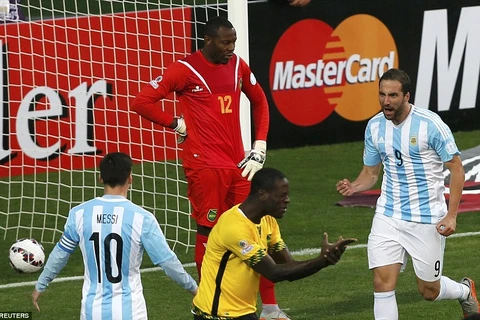 Higuain ghi bàn thắng duy nhất cho Argentina. (Nguồn: Reuters)