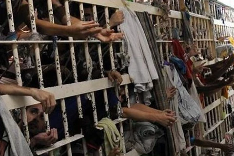 Khung cảnh chật chội trong một nhà tù ở Brazil. (Nguồn: Press TV)