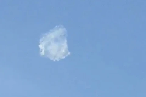 Nhiều người cho rằng đó chỉ là một đám mây kỳ lạ. (Nguồn: YouTube)