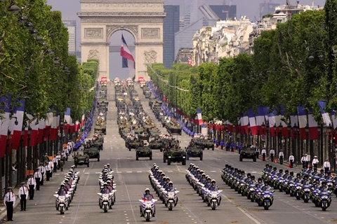 Lễ diễu binh trên đại lộ Champs-Elysées. (Nguồn: AFP)