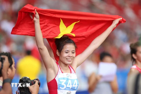 Nguyễn Thị Huyền vẫn tỏ ra quá mạnh ở các nội dung sở trường 400m và 400m rào nữ. (Nguồn: Quốc Khánh/TTXVN)