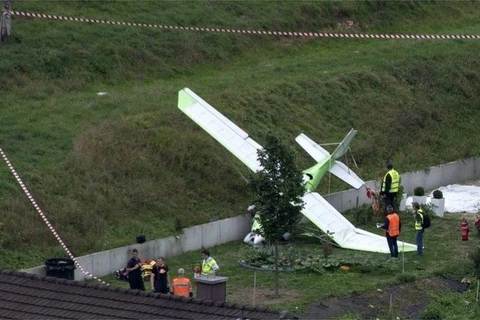 Hiện trường vụ tai nạn máy bay. (Nguồn: EPA)