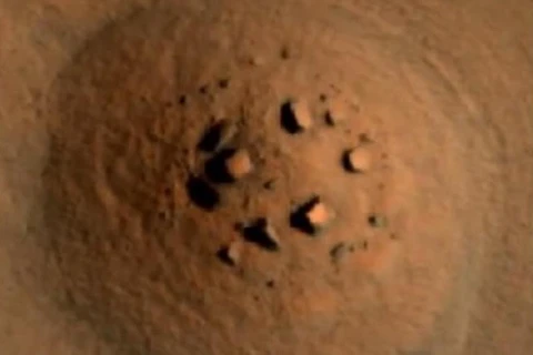 Hình ảnh về quần thể đá bí ẩn trên Sao Hỏa. (Nguồn: YouTube)