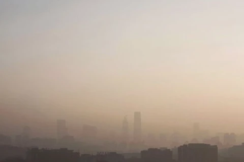 Bắc Kinh chìm trong khói mù. (Nguồn: BBC)