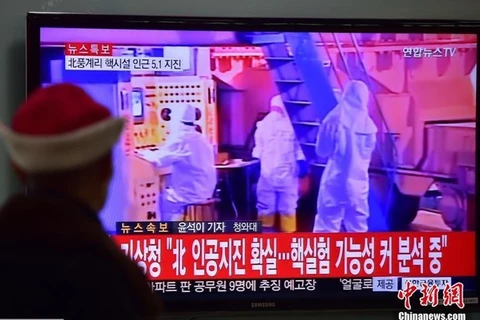 Các bản tin của Hàn Quốc đưa tin về vụ thử bom của Triều Tiên. (Nguồn: chinanews.com)