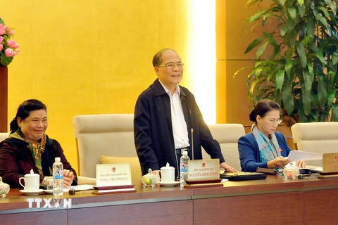 Chủ tịch Quốc hội Nguyễn Sinh Hùng phát biểu ý kiến. (Ảnh: Phạm Kiên/TTXVN)