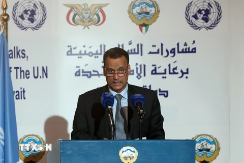 Đặc phái viên Liên hợp quốc tại Yemen Ismail Ould Cheikh Ahmed phát biểu trong cuộc họp báo tại Kuwait ngày 26/4. (Nguồn: AFP/TTXVN)