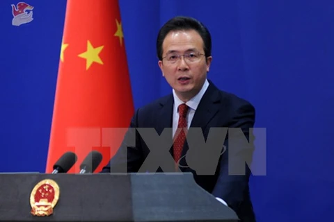 Người phát ngôn Bộ Ngoại giao Trung Quốc Hồng Lỗi. (Ảnh: THX/TTXVN)