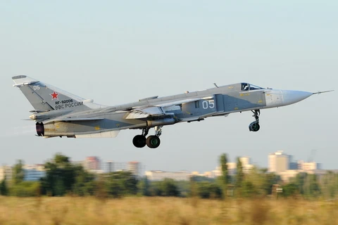 Máy bay ném bom Su-24M2. (Nguồn: en.wikipedia.org)
