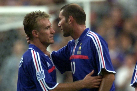 Zinedine Zidane (phải) Deschamps là đôi bạn thân thiết. (Nguồn: Getty)
