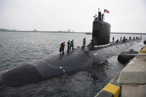 Tàu ngầm tấn công năng lượng hạt nhân Mississippi lớp Virginia của Mỹ cập cảng Pusan. (Nguồn: US Navy)