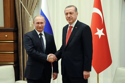 Tổng thống Thổ Nhĩ Kỳ Recep Tayyip Erdogan (phải) và người đồng cấp Nga Vladimir Putin. (Nguồn: sputniknews.com)