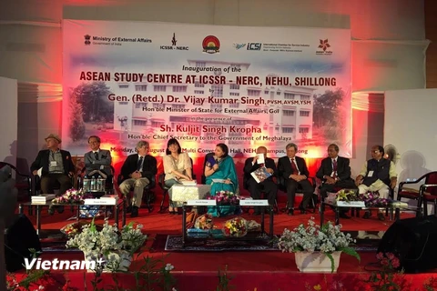 Các đại biểu tham dự Lễ khánh thành Trung tâm Nghiên cứu ASEAN tại Ấn Độ. (Nguồn: Đại sứ quán Việt Nam tại Ấn Độ)