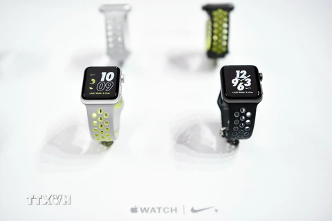 Sản phẩm đồng hồ thông minh của Apple được giới thiệu tại San Francisco, California, Mỹ ngày 7/9. (Nguồn: AFP/TTXVN) 