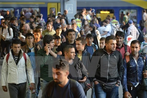 Người di cư tại nhà ga ở Munich. (Nguồn: AFP/TTXVN)