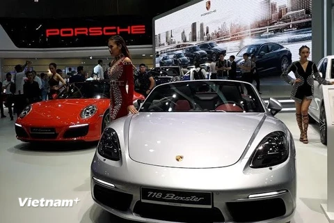 Một góc gian hàng của Porsche. (Nguồn: H.Minh/Vietnam+)