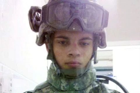 Esteban Santiago từng phục vụ trong Lực lượng Vệ binh quốc gia Mỹ. (Nguồn: Shutterstock) 