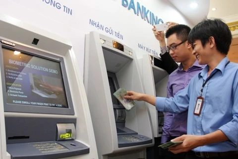 [Video] Không để xảy ra tình trạng tắc nghẽn, hết tiền ở các máy ATM