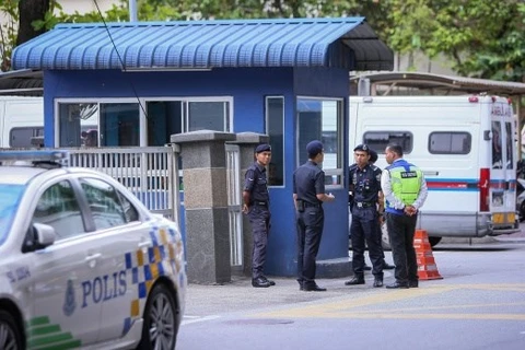 Cảnh sát Malaysia bắt giữ kẻ được cho là chủ mưu vụ giết ông Kim Jong Nam ở khu căn hộ cao cấp. (Nguồn: NST)