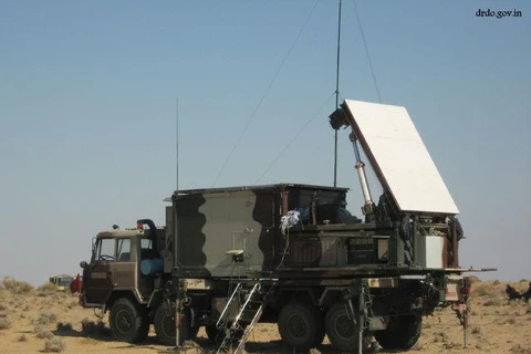 Hệ thống radar định vị vũ khí Swati. (Nguồn: IDRW)