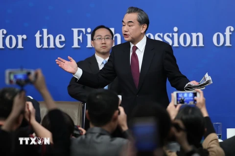 Ngoại trưởng Trung Quốc Vương Nghị tại cuộc họp báo ở Bắc Kinh ngày 8/3. (Nguồn: EPA/TTXVN) 