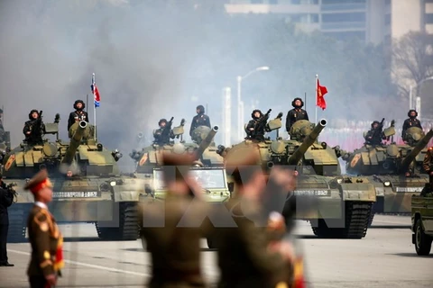 Binh sỹ quân đội Triều Tiên tham gia lễ diễu binh kỷ niệm 105 ngày sinh cố Chủ tịch Kim Nhật Thành tại Bình Nhưỡng ngày 15/4. (Nguồn: EPA/TTXVN)