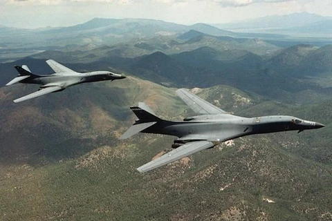 [Video] Máy bay ném bom của Mỹ hoạt động trên Bán đảo Triều Tiên