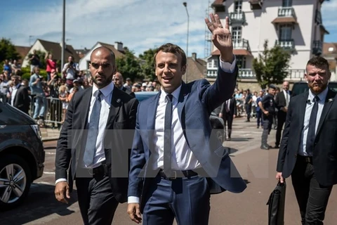 Tổng thống Pháp Emmanuel Macron sau khi bỏ phiếu bầu Hạ viện Pháp tại Le Touquet, ngày 11/6. (Nguồn: AFP/TTXVN)