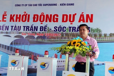 Ông Nguyễn Văn Thể, Bí thư tỉnh ủy Sóc Trăng, phát biểu tại Lễ khởi động dự án bến tàu cao tốc Trần Đề-Côn Đảo. (Ảnh: Trung Hiếu/TTXVN)