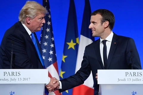 Tổng thống Mỹ Donald Trump Trump và người đồng cấp Pháp Emmanuel Macron. (Nguồn: AFP)