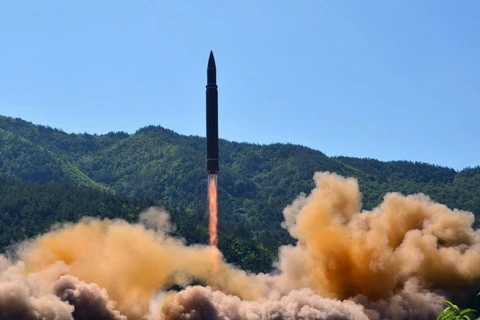 Hình ảnh một vụ phóng tên lửa của Triều Tiên. (Nguồn: AP)