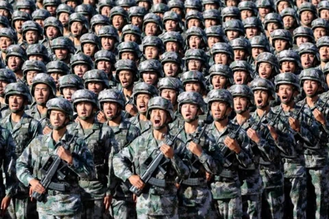 Quân đội Trung Quốc trong lễ diễu binh. (Nguồn: Reuters)