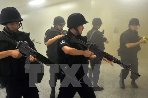 Cảnh sát Hàn Quốc. (Ảnh: AFP/TTXVN)