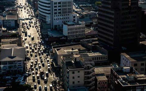 Một con đường ở trung tâm thủ đô Harare. (Nguồn: Getty)
