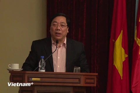 Đại sứ Nguyễn Thanh Sơn phát biểu tại hội nghị. (Ảnh: (Dương Trí/Vietnam+)